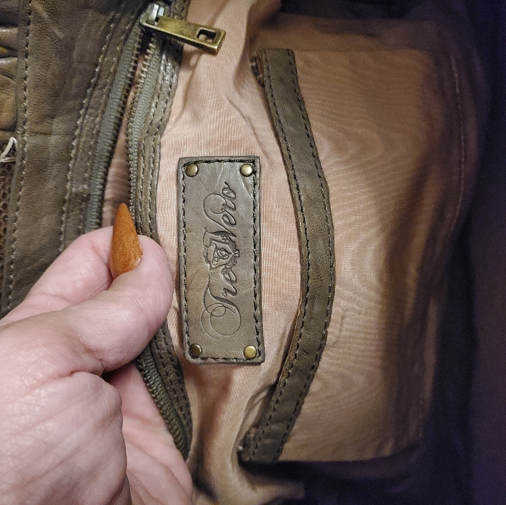 Purse - Picture 2 of 5